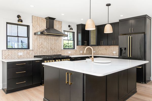 1111 Sunset Drive-3.jpg