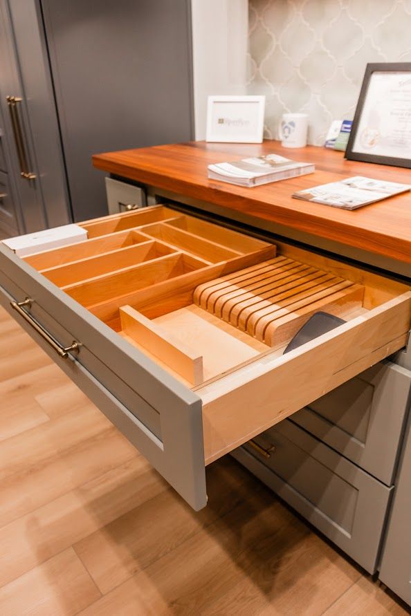 Cabinet Concepts Showroom Images IMG_1834.jpg