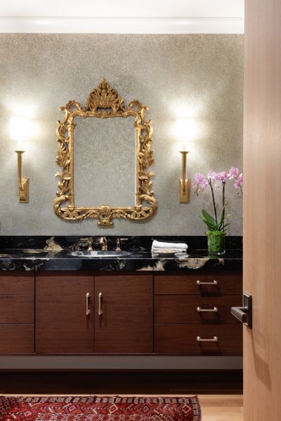 Bathroom 1.jpg