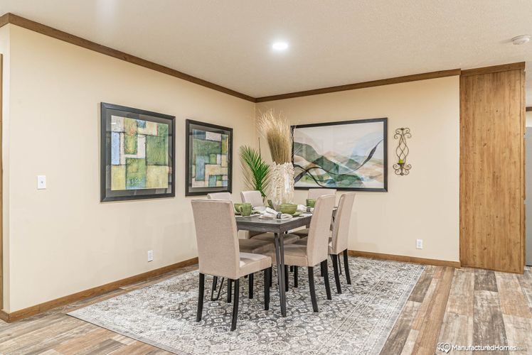 The Excalibur 32644X-int-5.jpg