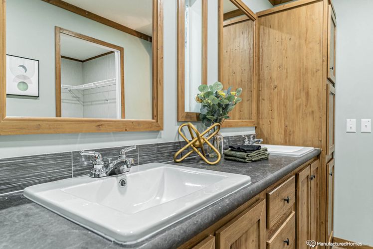 The Excalibur 32644X-bath-3.jpg