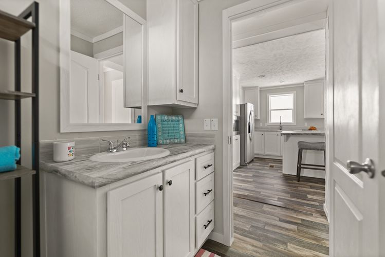 25_fw_250_edge_outback_28663p_bath_008_1751916376568_1322_12.jpg