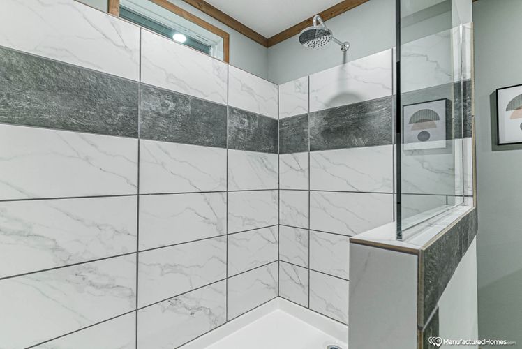 The Excalibur 32644X-bath-5.jpg