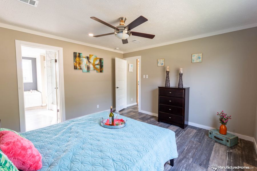 MHM-The Bayou CS-2802-bed-2.jpg