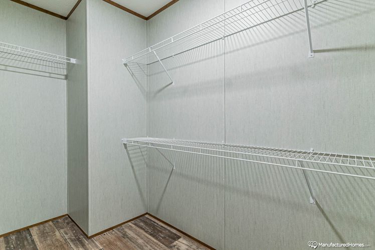 The Excalibur 32644X-uti-4.jpg