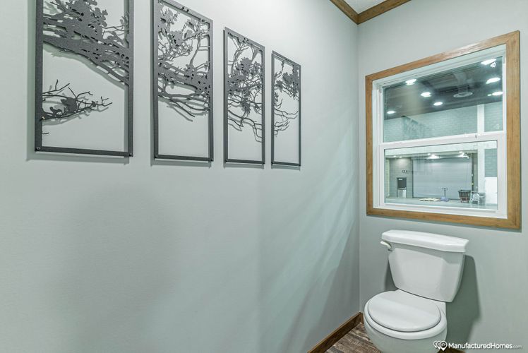 The Excalibur 32644X-bath-6.jpg