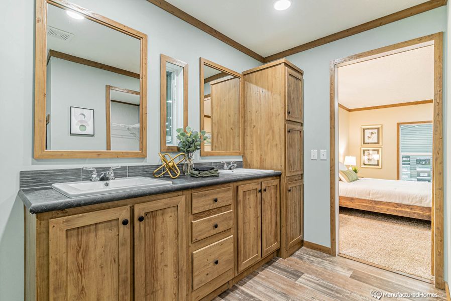 The Excalibur 32644X-bath-2.jpg