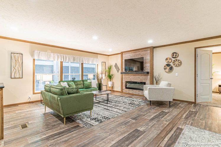 The Excalibur 32644X-int-2.jpg