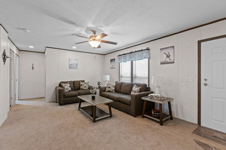 21_fw_250_xtreme_express_28443w_livingroom_004_1752007983450_1323_12.jpg
