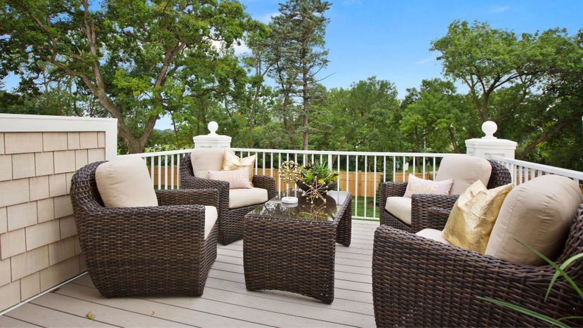 nice outdoor sitting area