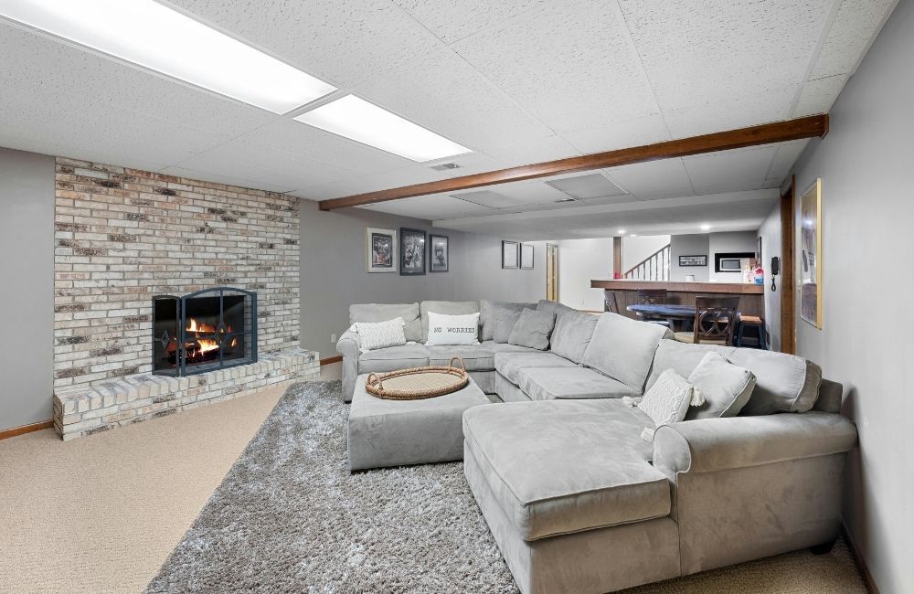 basement gallery (6).jpg