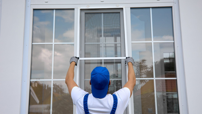 When to Repair vs. Replace Residential Glass.jpg