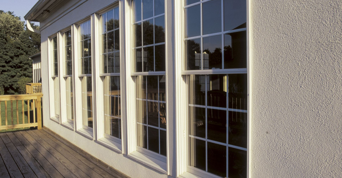 multiple windows together outside of a house