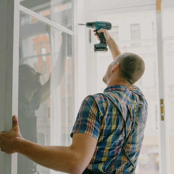 Top Glass Replacement Mistakes to Avoid - 2.jpg