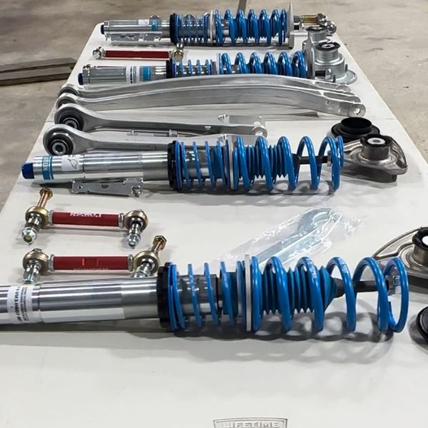 Porsche repair parts