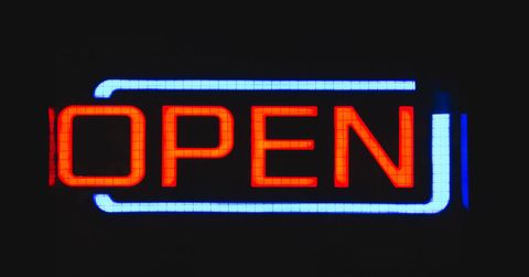 Simple-Snap-effective-signage-5cf03276bf8d4.jpg
