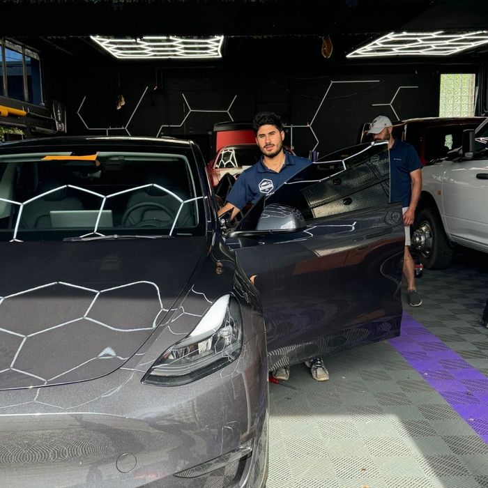 Auto glass repair experts