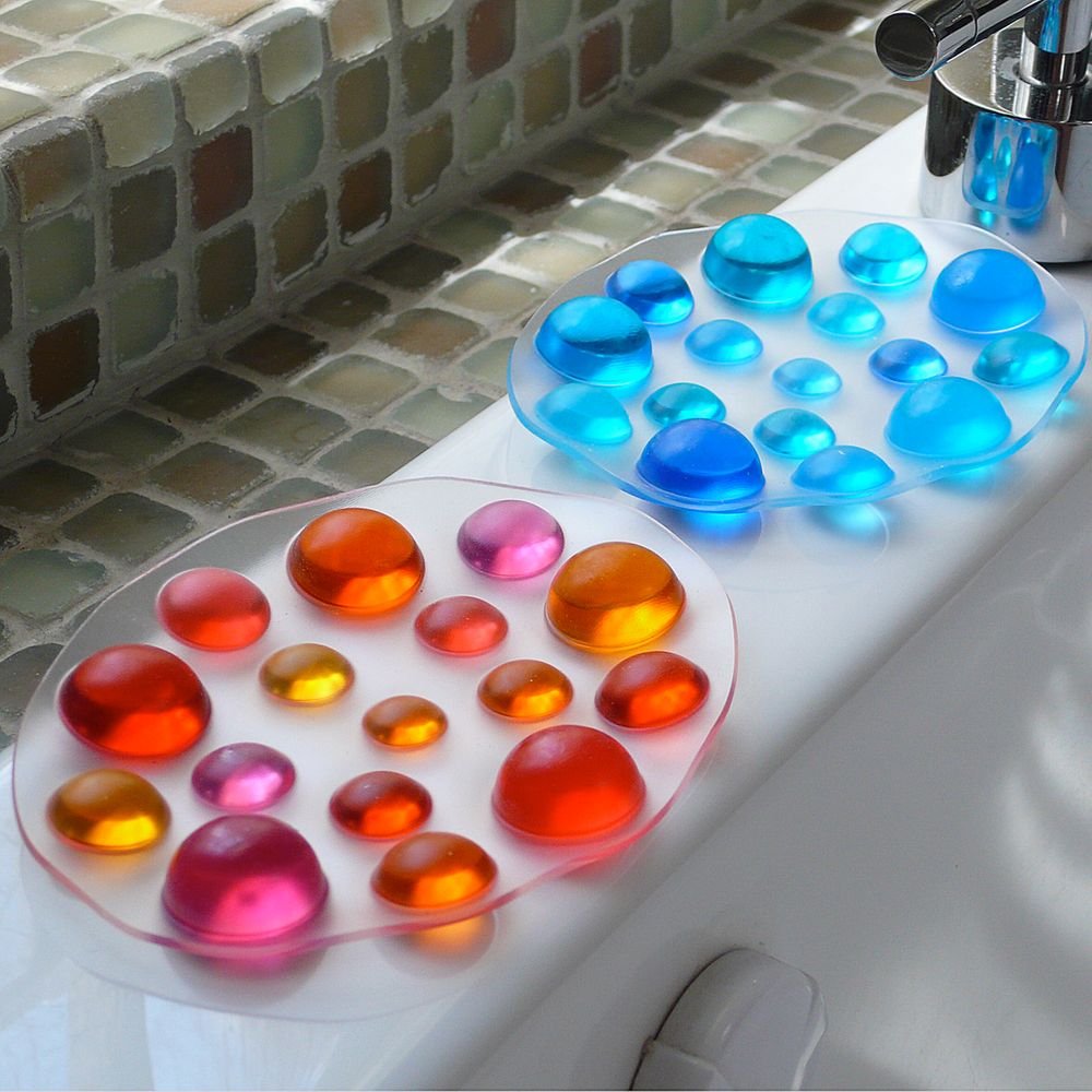 2 Bubble Soap Dishes on tub MD.jpg