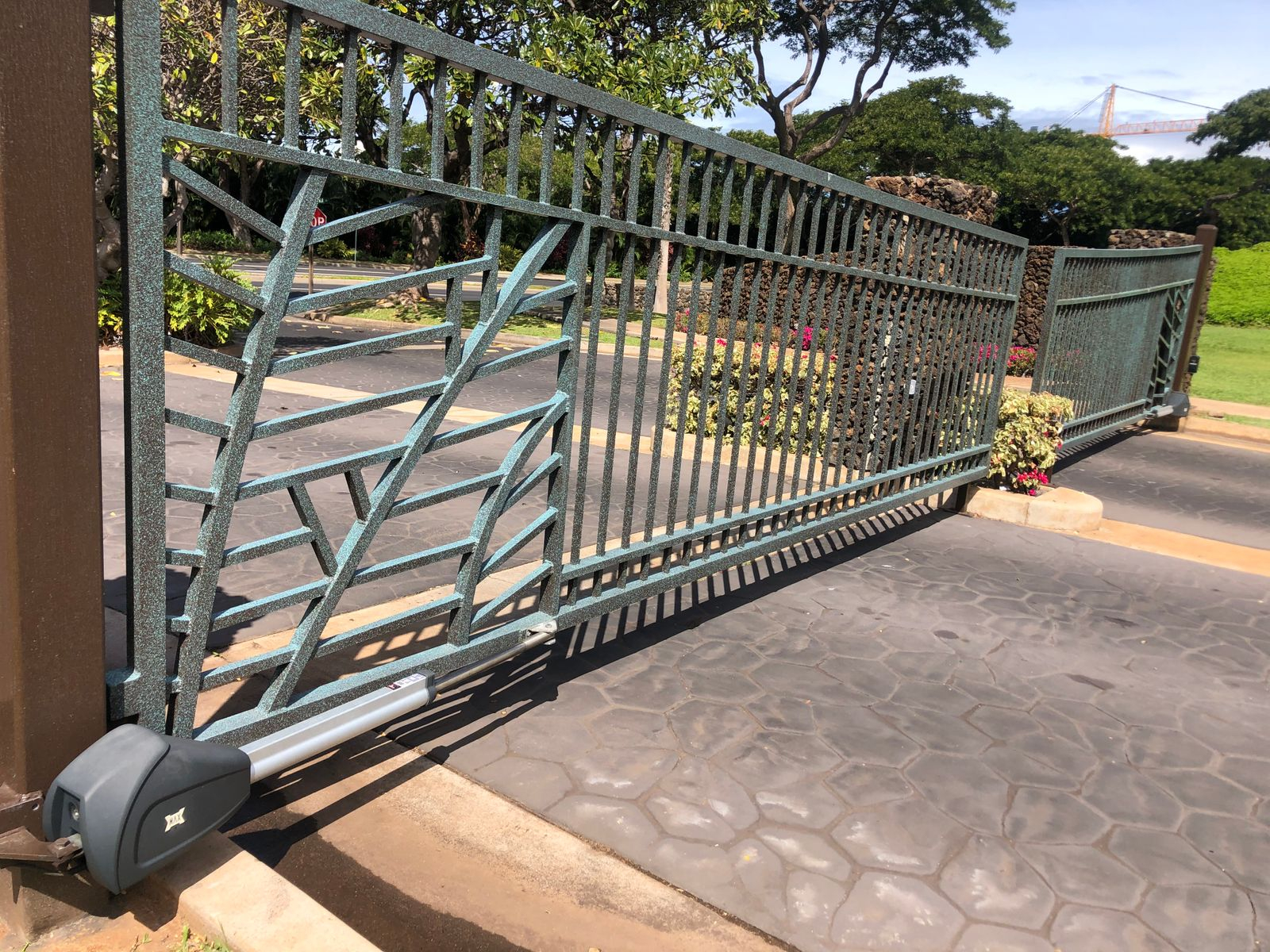 Gallery Check Our Our Gate Installation Projects In Hawaii Centra