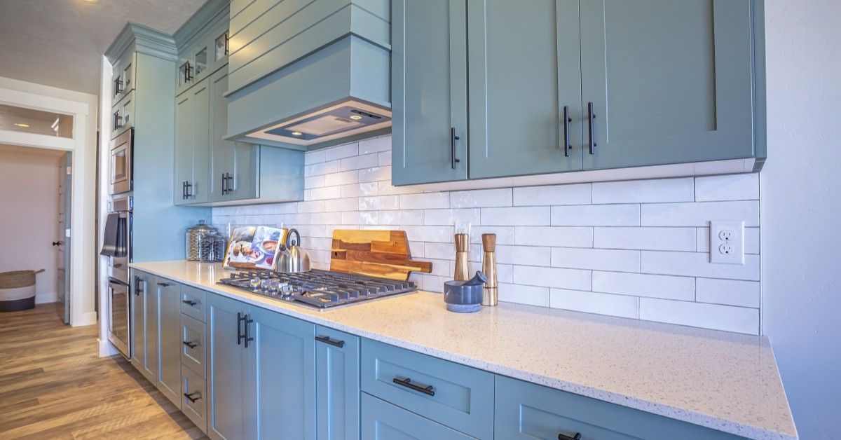 6 Rules to Follow When Selecting Kitchen Tile featured image
