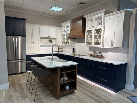 kitchen shot 2.jpg