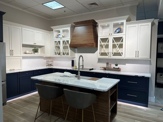 Kitchen shot 3.jpg