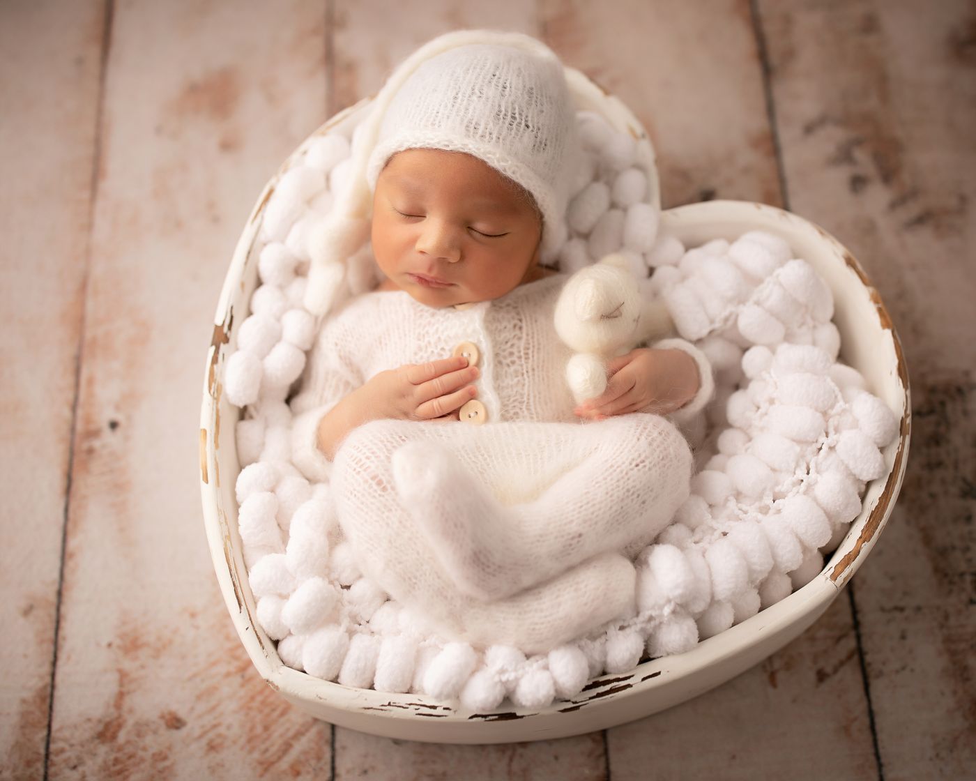 Heart shaped prop newborn photography in Murfreesboro TN