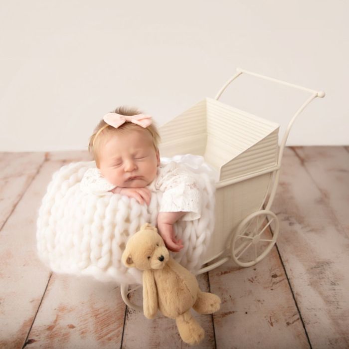 Professional Tips for Taking Amazing Newborn Photos-1080x1080-Image 1.jpg