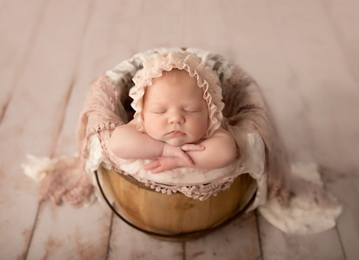 Newborn baby girl photography in Murfreesboro TN