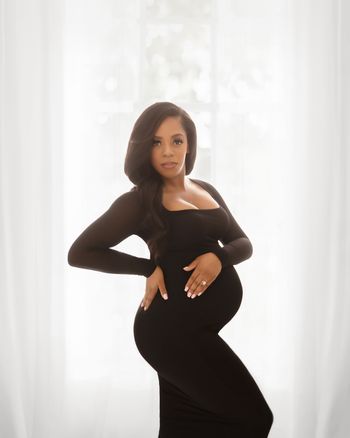 Luxury studio maternity photography in Rutherford County, TN. Clean, elegant portraits that celebrate pregnancy with timeless styling and professional lighting Studio Maternity Photographer in Rutherford County Tennessee