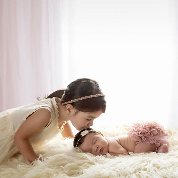 Professional Tips for Taking Amazing Newborn Photos-1080x1080-Image 5.jpg
