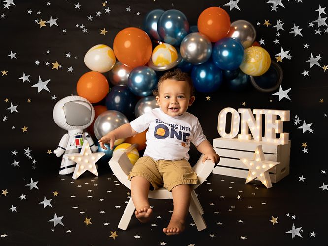 Space Themed First Birthday Photoshoot - Kelly Saxon Photography