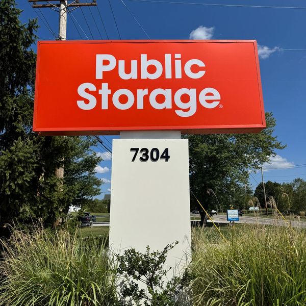 public storage sign