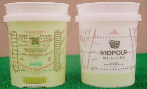 Midpour bucket.jpg
