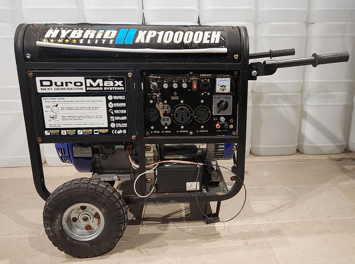 Duromax generator.jpg