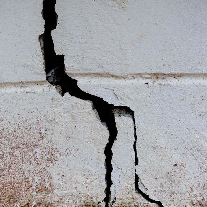 When your concrete settles, cracks can occur, creating issues 