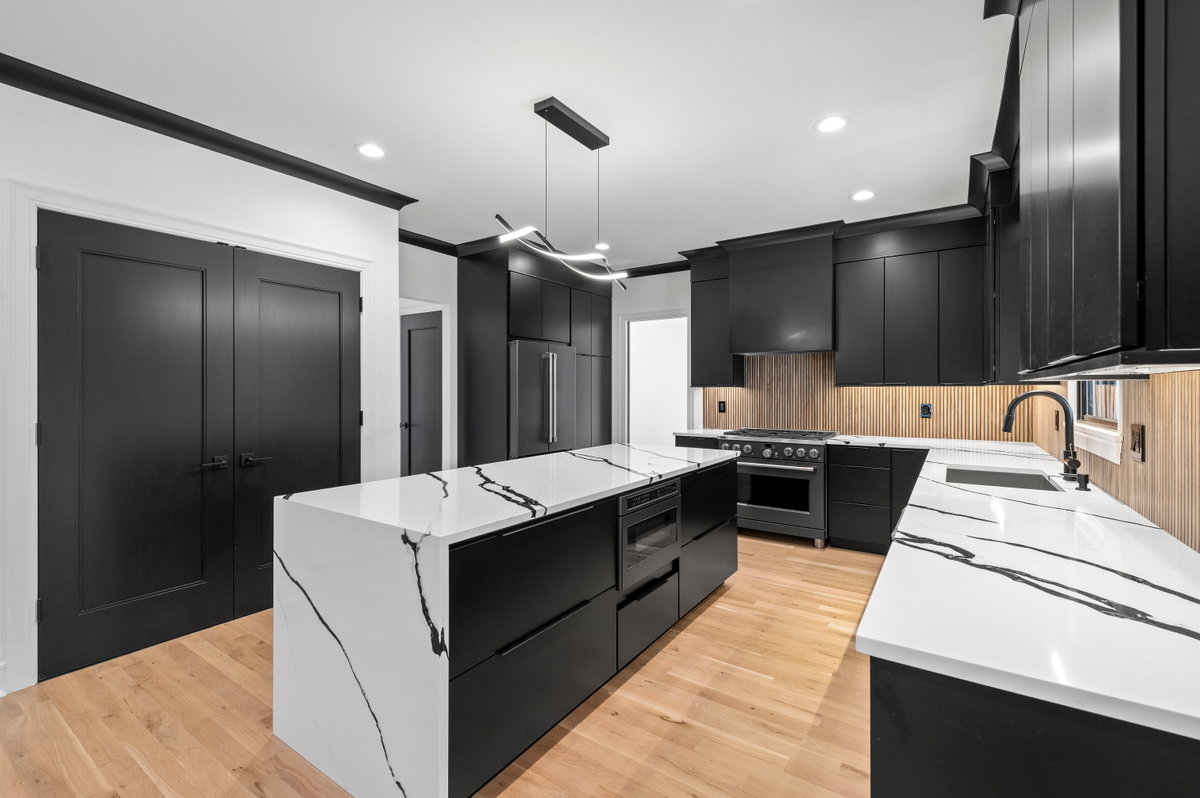 Custom Kitchen - Long Island - John J Contracting 