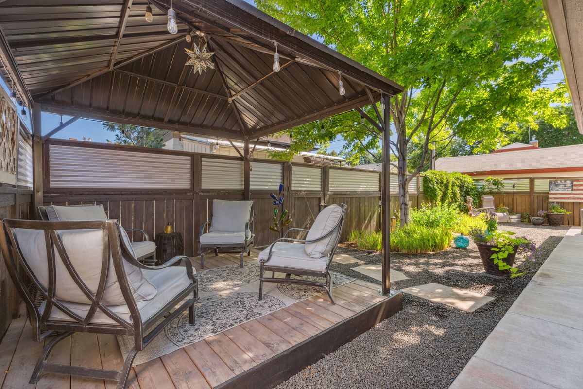 47-print-138 E 8th St, 47.jpg