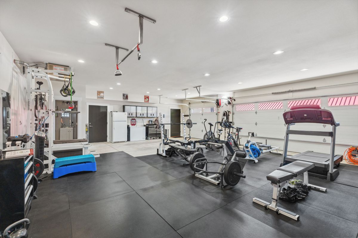 28-print-138 E 8th St, 28.jpg