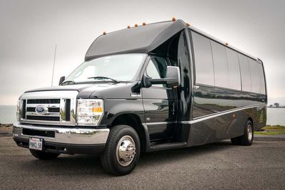 23-Pax Executive Mini Bus-3.jpg