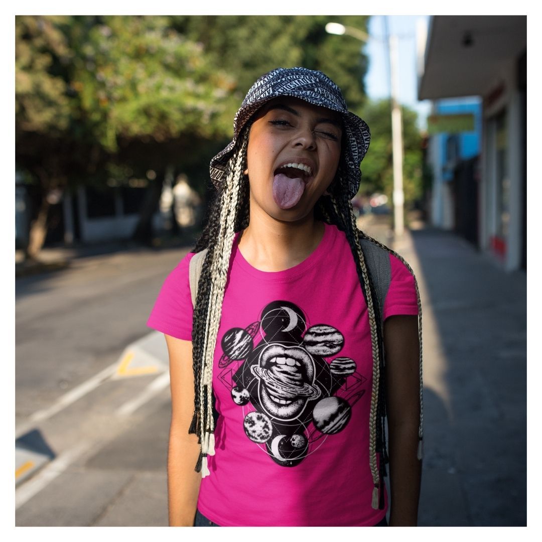 girl wearing graphic tee