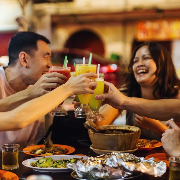 4 Refreshing Benefits of Dining Out (4).jpg