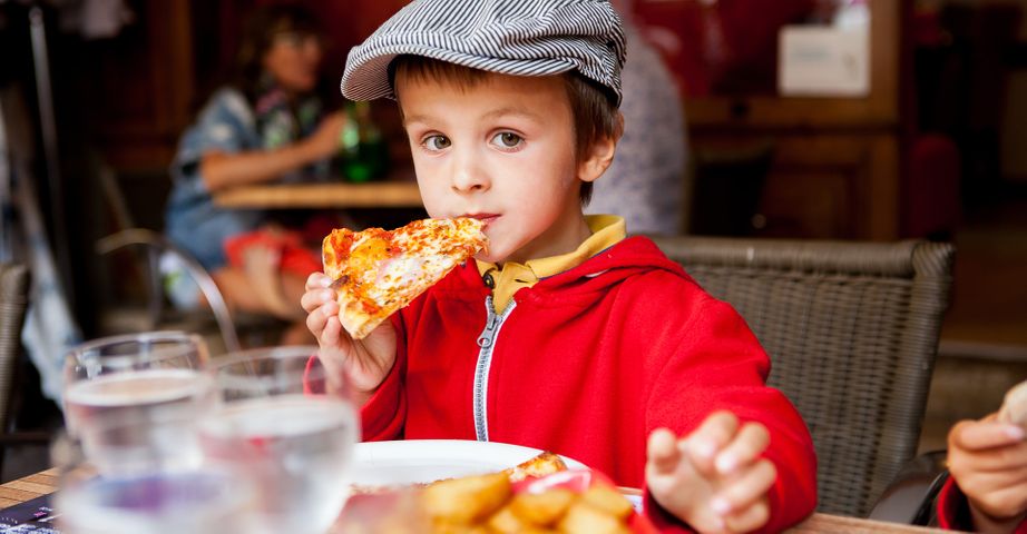 Why Your Next Family Gathering Should Be at B Squared Bar and Grill BB Featured Image.jpg