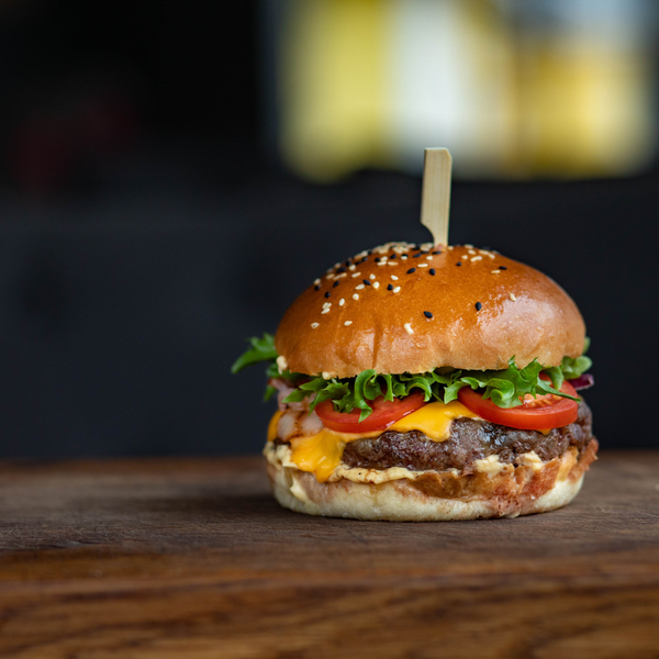 Top 4 Reasons B Squared is the Go-To Sports Bar for Locals 2.png