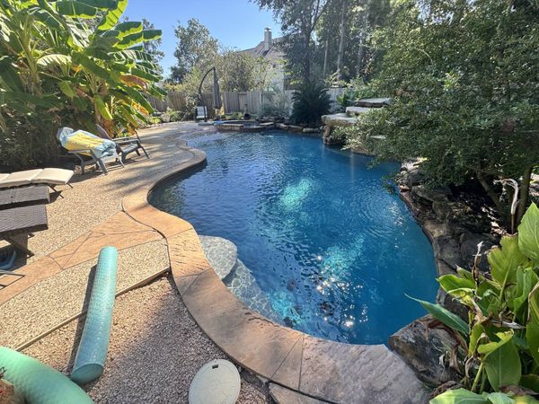 Freeform Houston pool inspected during leak detection