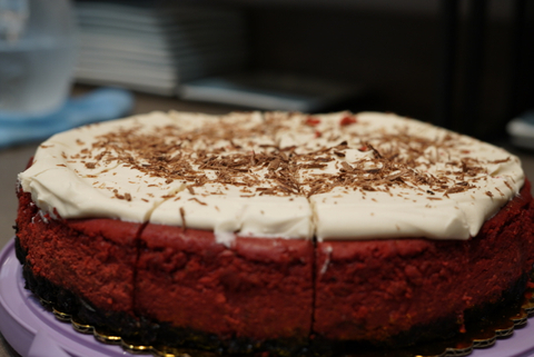 Redvelvetcheesecake.jpg