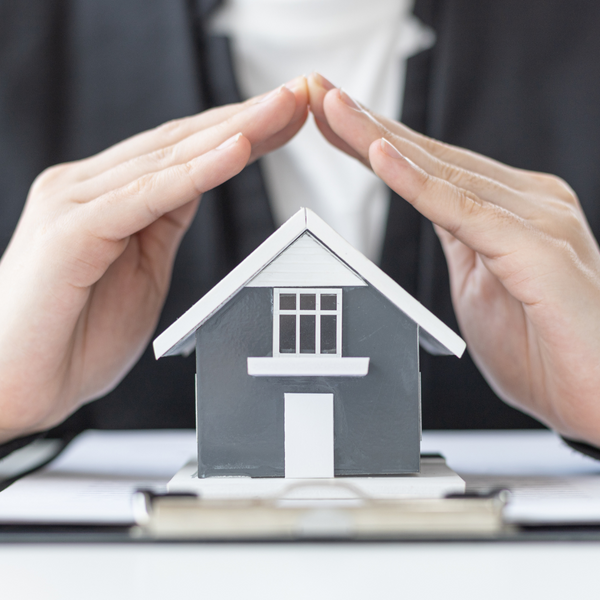 coverage Understanding Your Homeowners Insurance Policy_ What%E2%80%99s Covered for Roof Damage_1.png