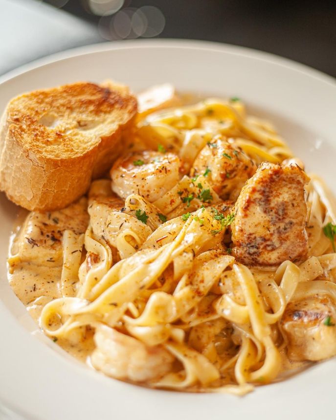 PASTA Chicken and Shrimp Alfredo.JPG