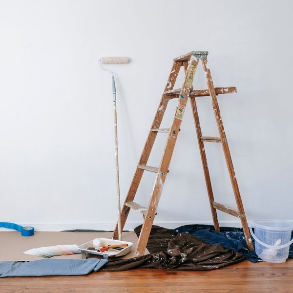 paint roller and ladder 