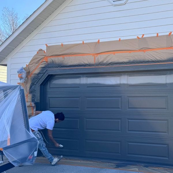 painting a garage door